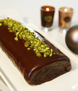 Bûche Au Chocolat Et Éclats De Pistache - Envie De Bien Manger