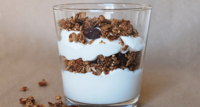 Parfait au skyr siggi’s et au granola 